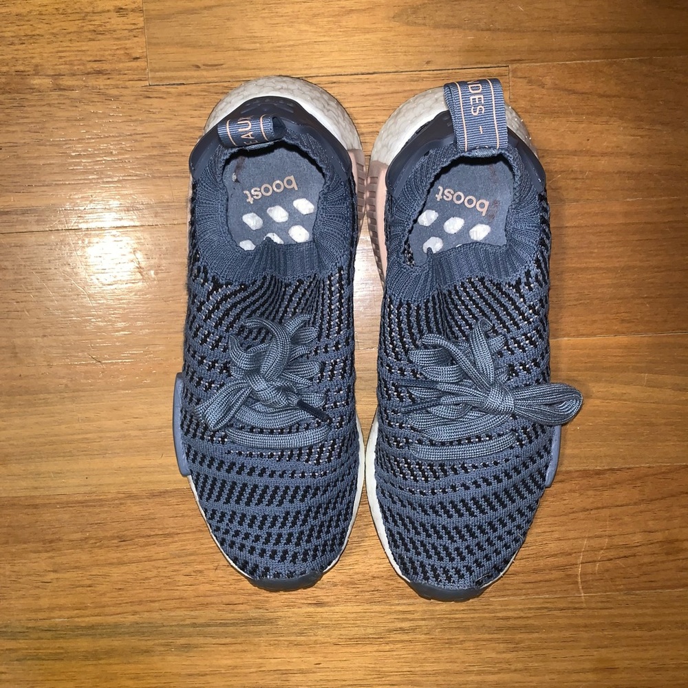 Adidas Women NMD _R1 STLT NAVY